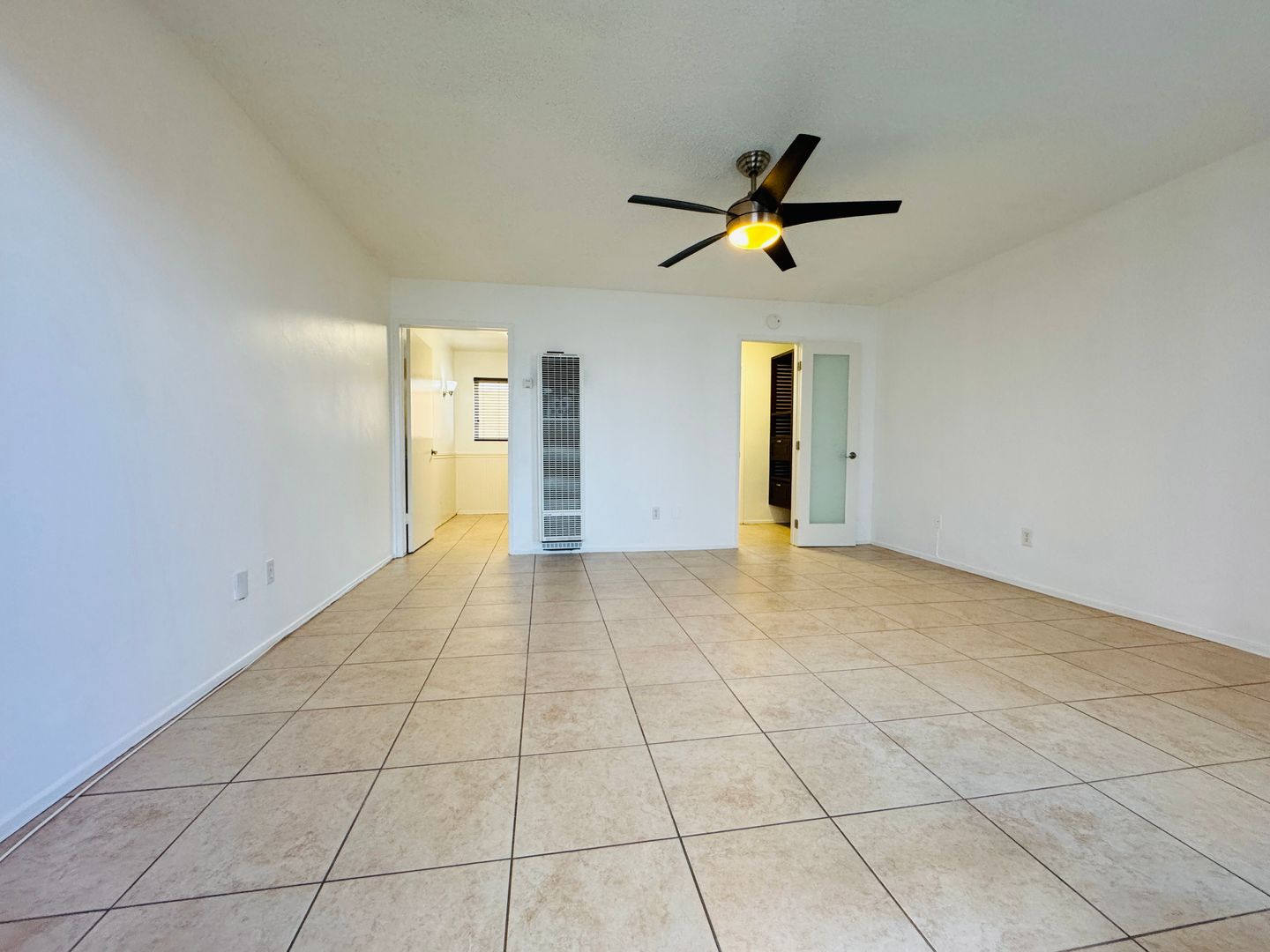 San Diego Apartment: 3976 Morrell Street, #2