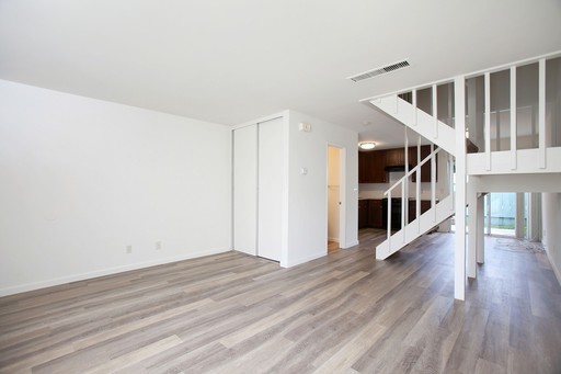 Wonderful Remodeled 2-Story 2BD/1.5BA Townhome in North PB! Parking & Laundry! $3,995/mo – photo 1