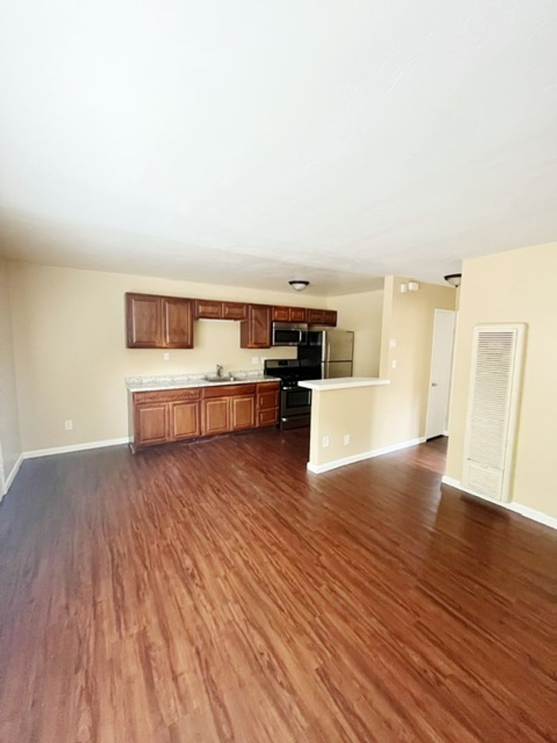 San Diego Apartment: 4053 44TH STREET
