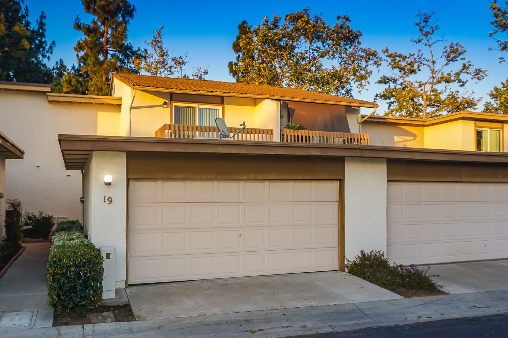 CHULA VISTA House: 575 OTAY LAKES RD.