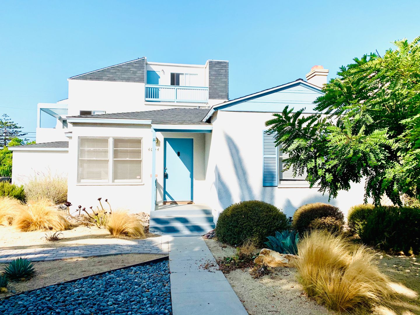 SAN DIEGO Apartment: 4004 PROMONTORY ST.