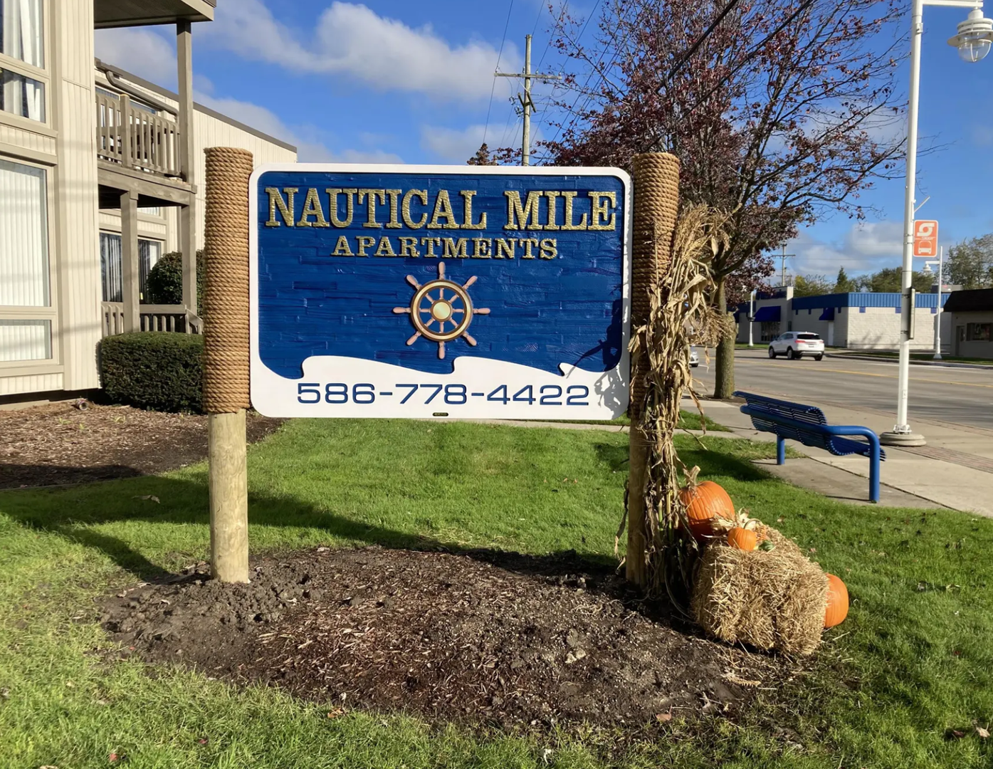 St. Clair Shores Apartment: 24901 Jefferson Avenue