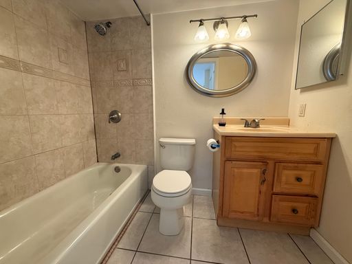 Ground-Level 1-Bedroom / 1-Bathroom Unit in Iao Parkside!