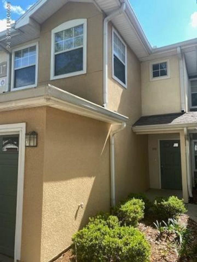 jacksonville House: 8550 Argyle Business Loop
