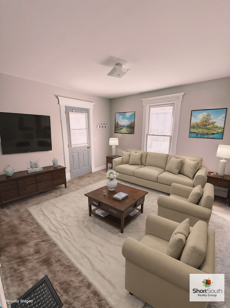 Augusta Apartment: 409 W Michigan Ave