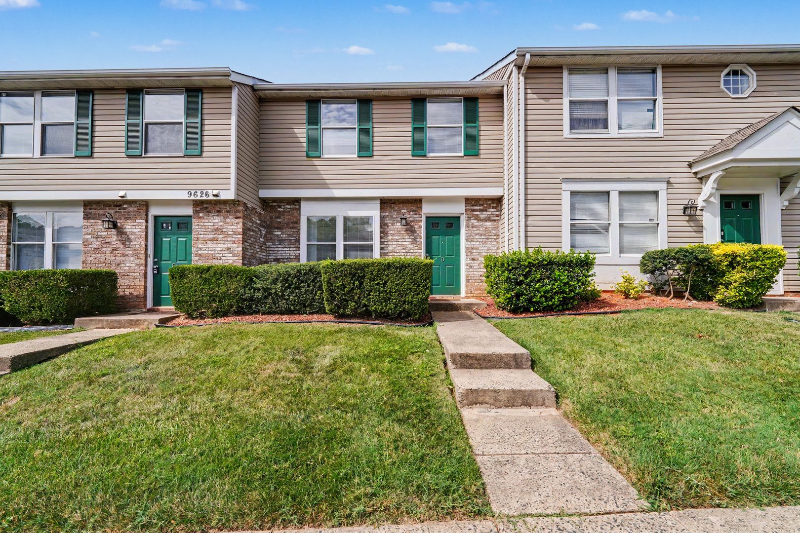 Charlotte Condo: 9626 Vinca Cir APT D,