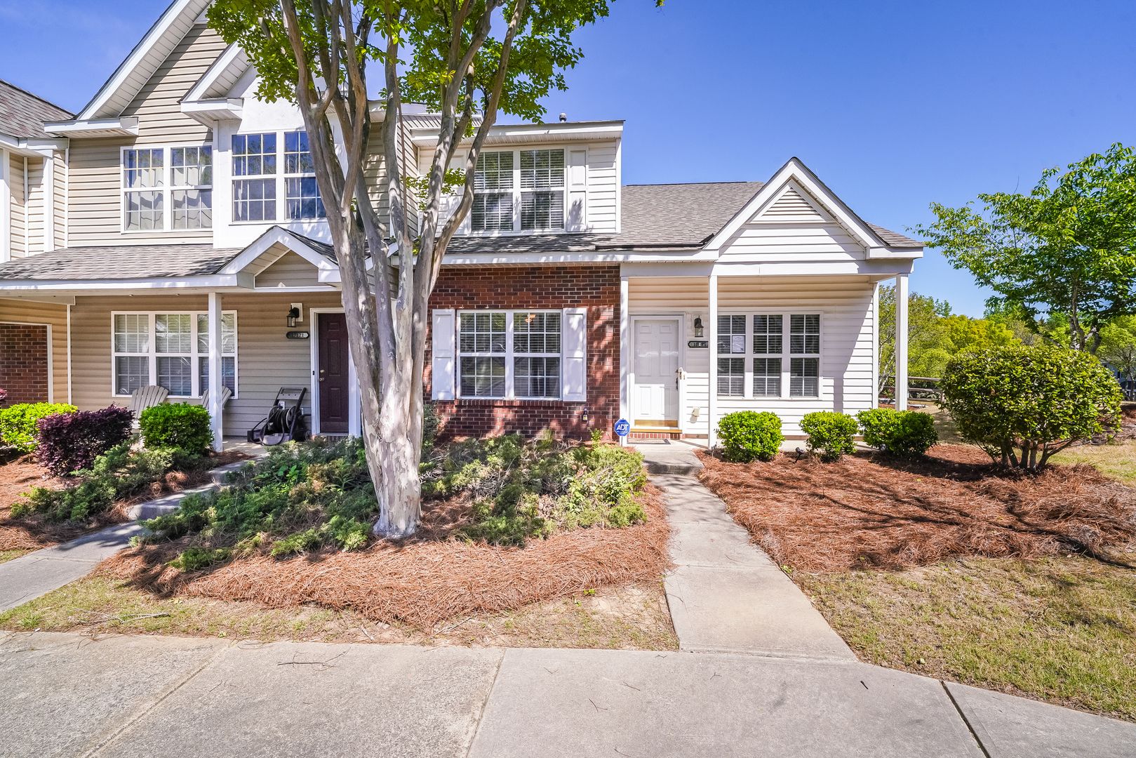 Charlotte House: 17125 Greenlawn Hills Ct