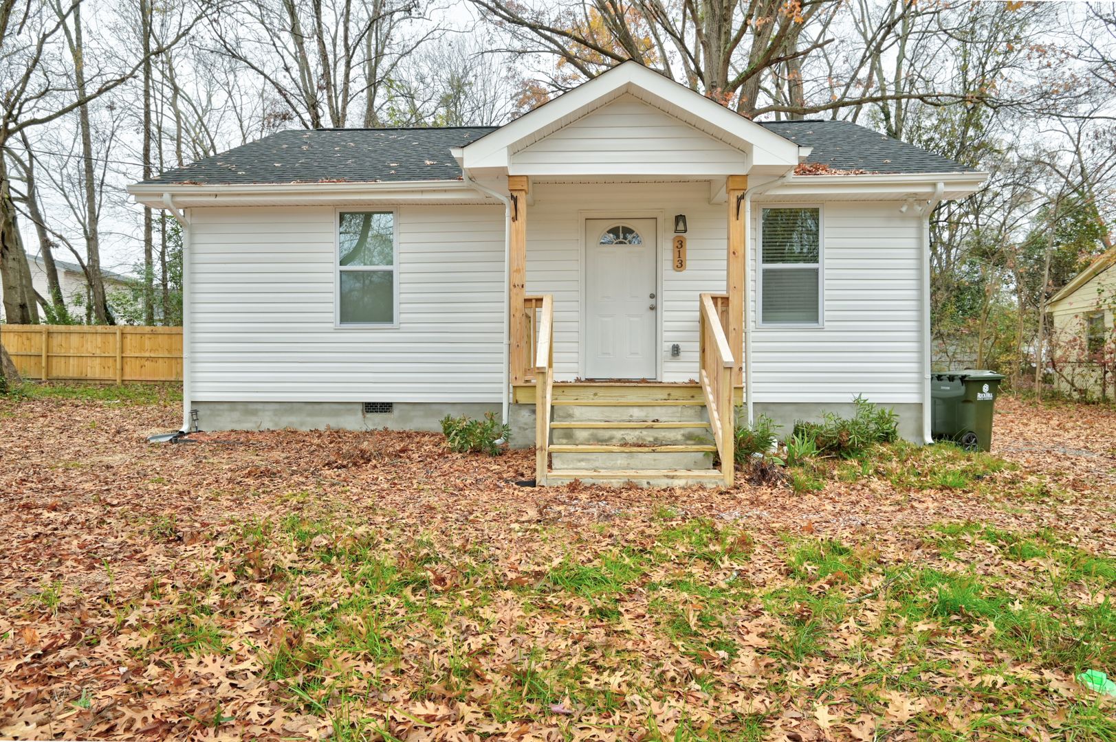 Rock Hill House: 313 Heyward St