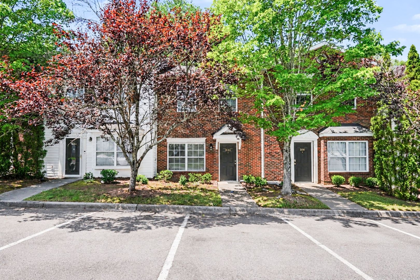 Charlotte House: 2120 Sardony Ln,