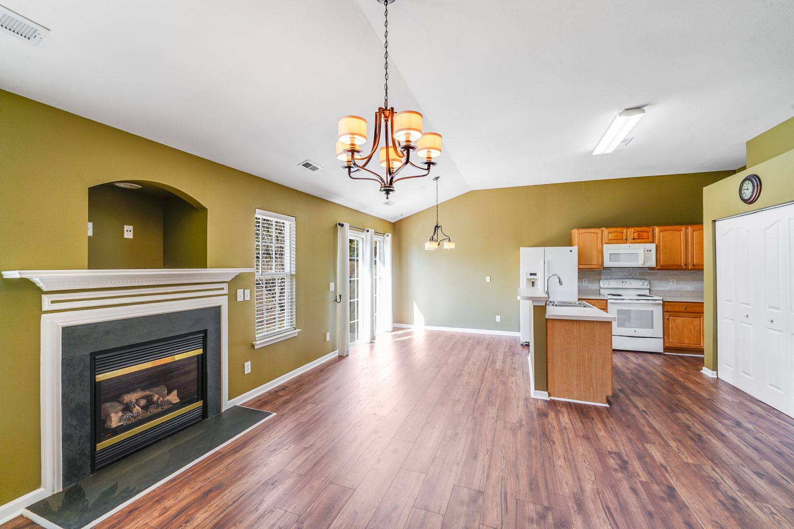 Charlotte House: 5911 Vista Verde Ct