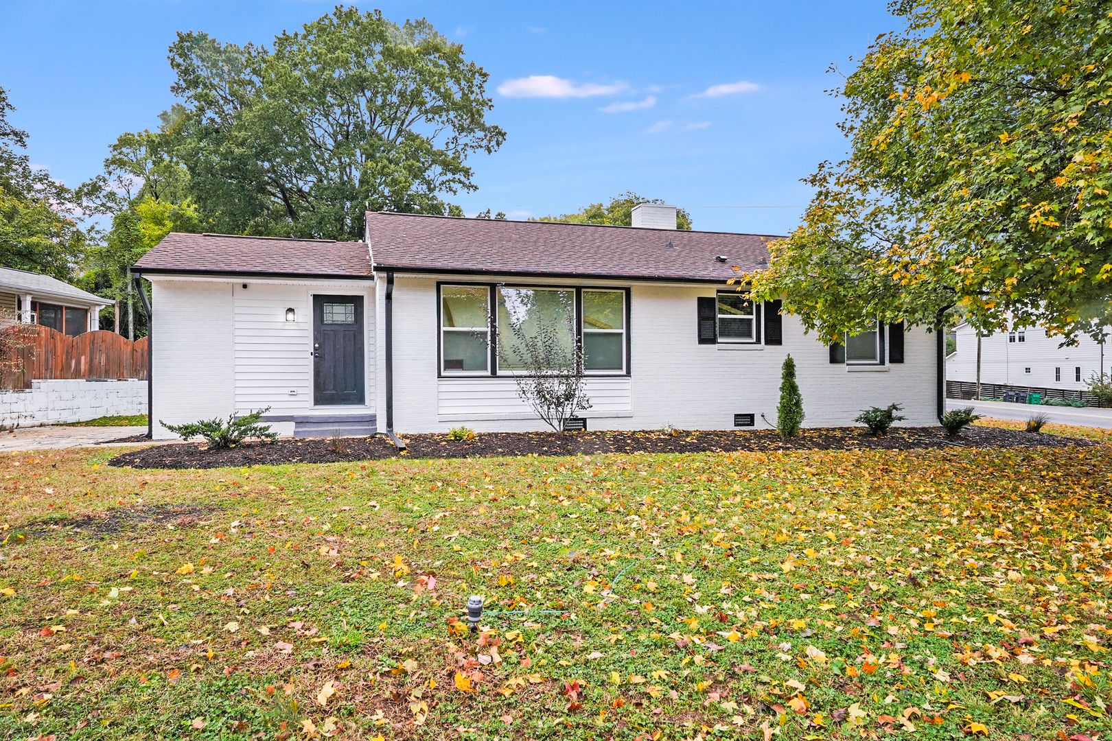 Charlotte House: 2301 Shamrock Dr,