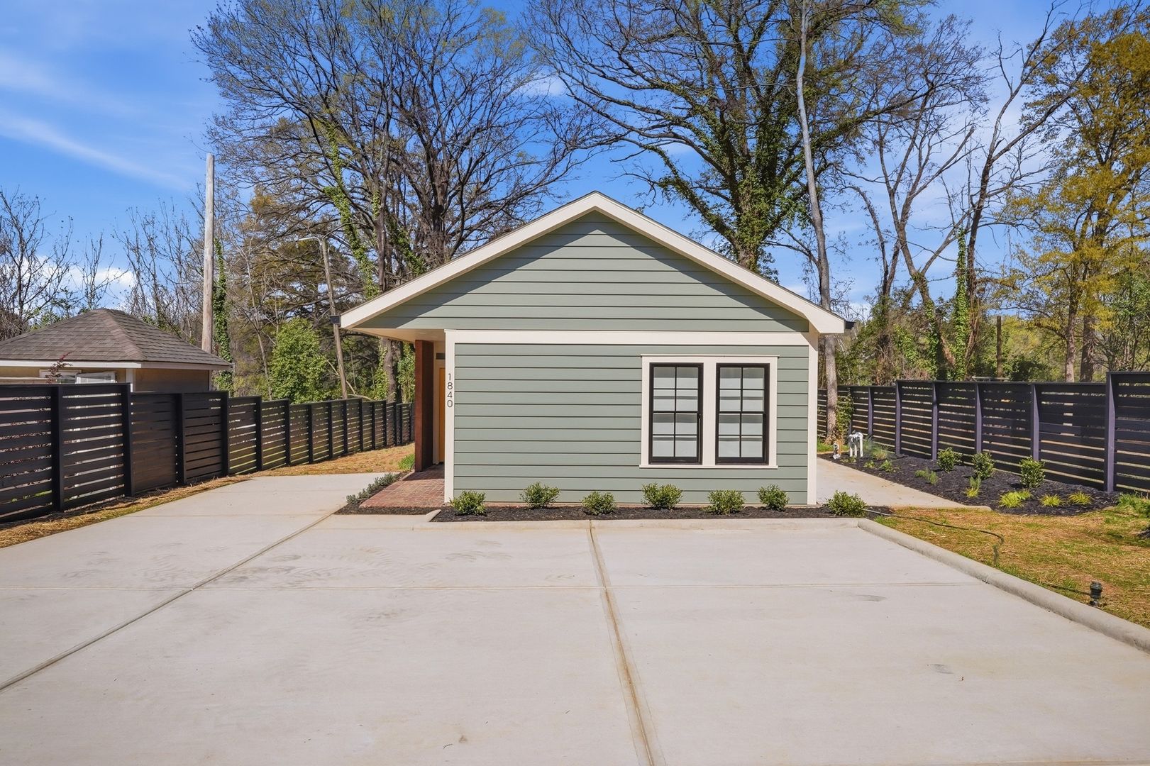 Charlotte House: 1840 Merriman Ave,