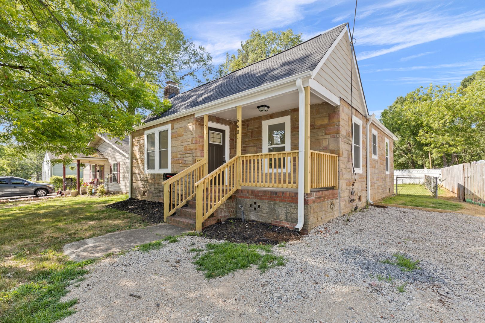 Rock Hill House: 660 Chestnut St.,