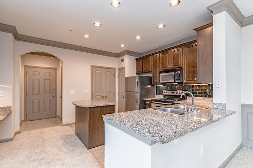 Allen Apartment: 505 Exchange Parkway, OFC