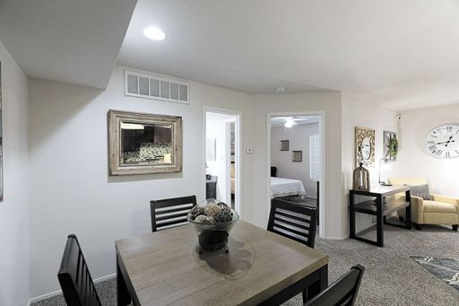 D2 – photo 1