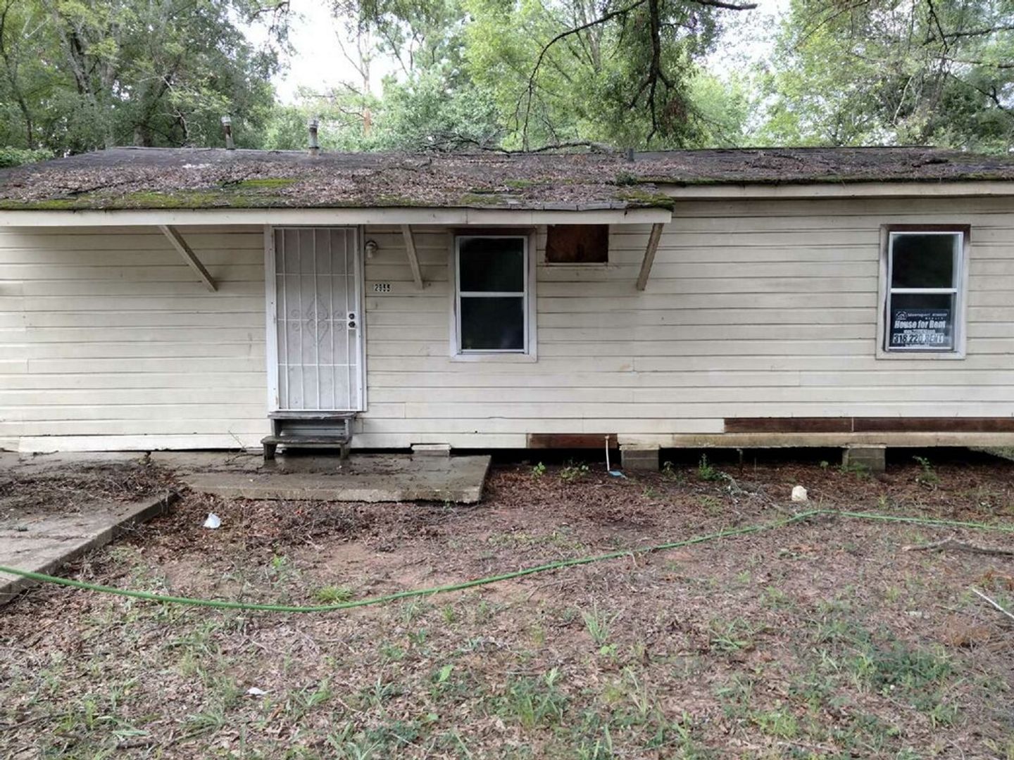 Shreveport House: 2955 Hattie St