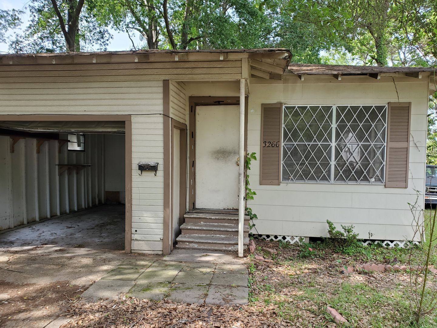 Shreveport House: 3266 Wagner St