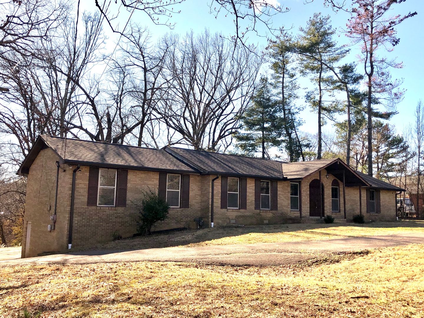 Brentwood House: 5815 Cloverland Dr.