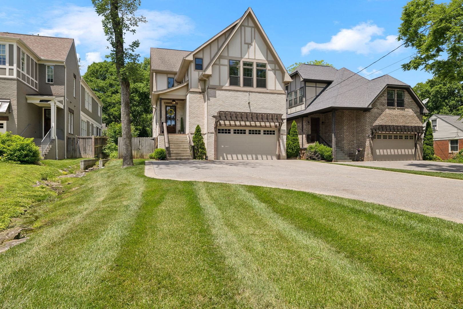 Nashville House: 3419B Amanda Ave.