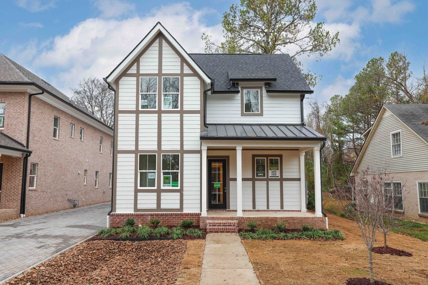 Franklin House: 207 Fairground St. Unit 103