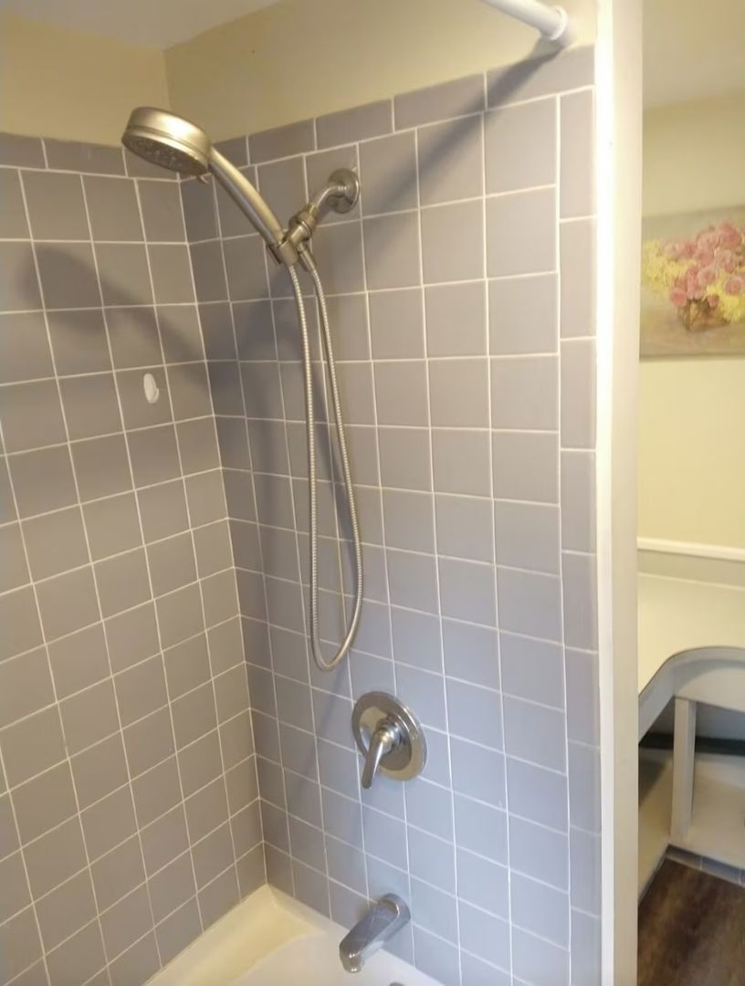 Orrington Apartment: 10 Loon Hollow