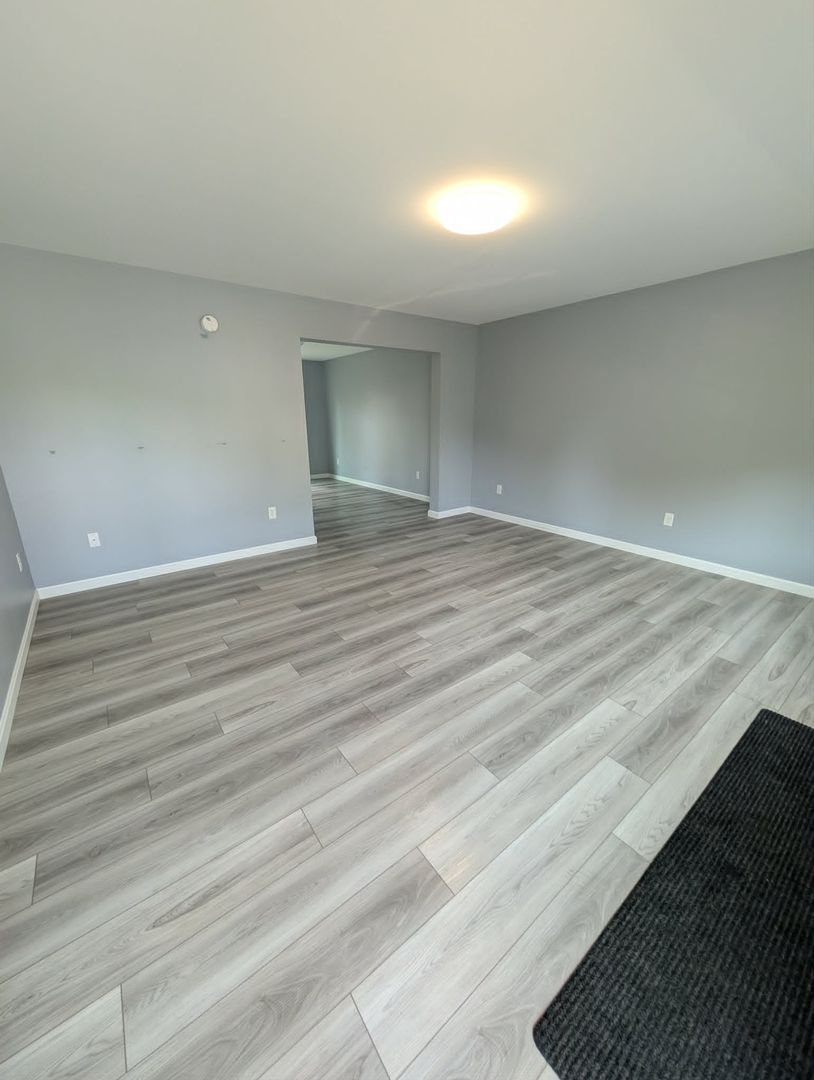 Old Town Condo: 53 Oak Street