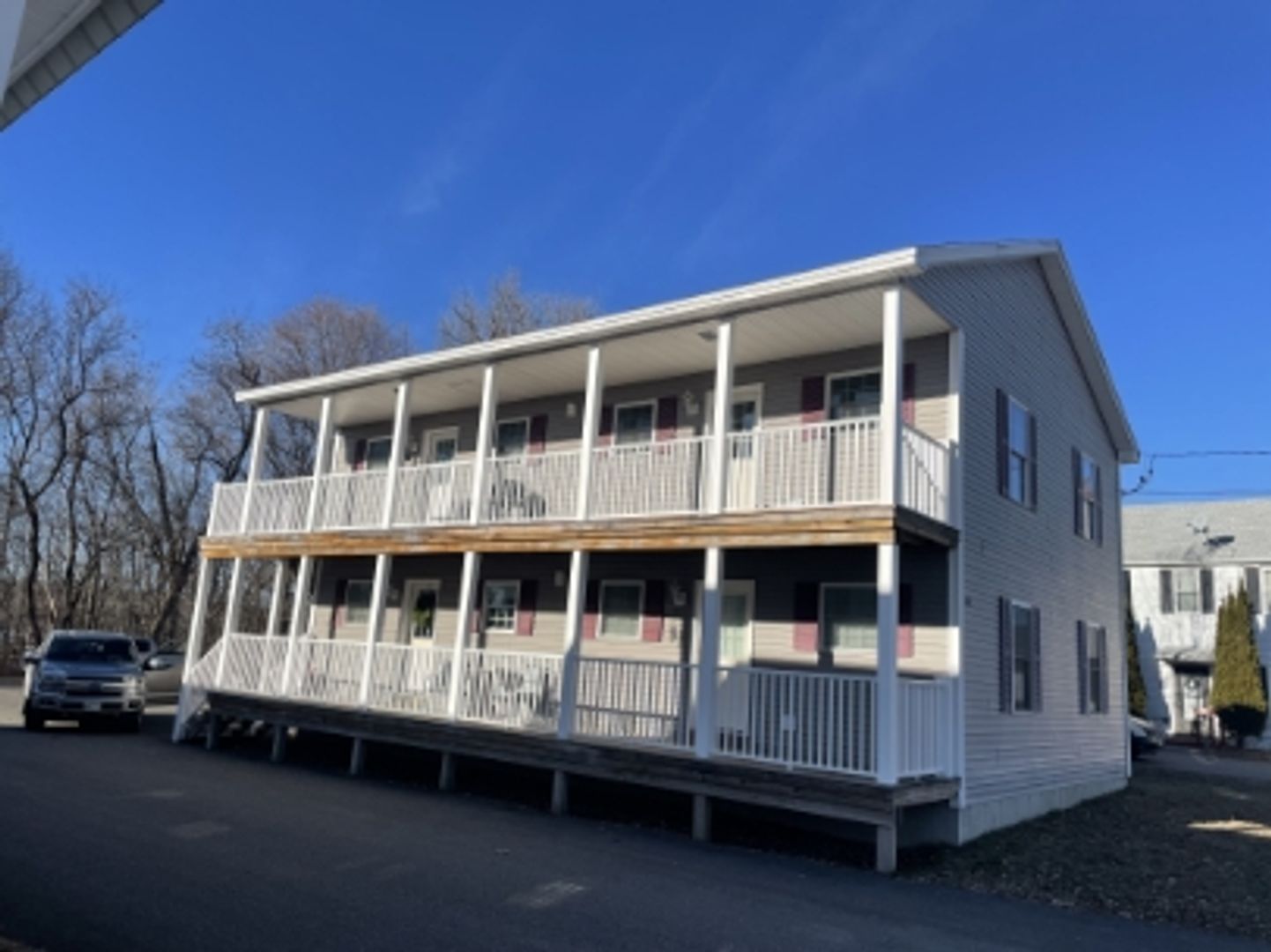 Bradley Apartment: 67 Main Street