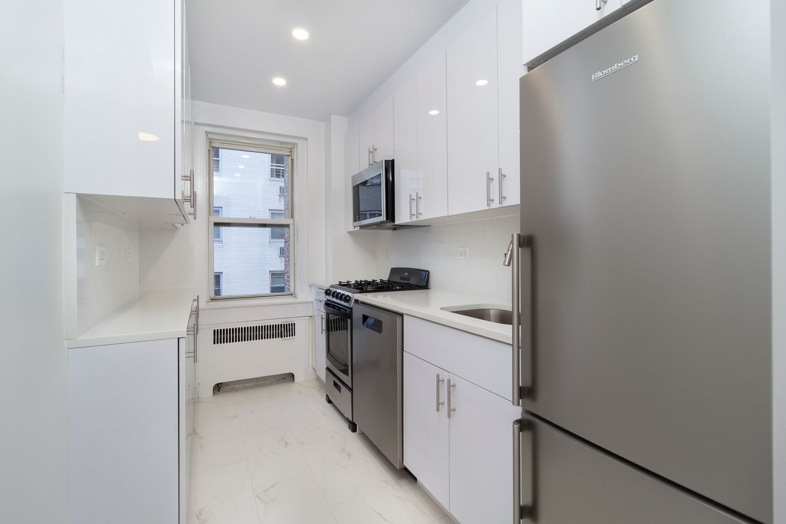 New York Apartment: 50 East 78th Street