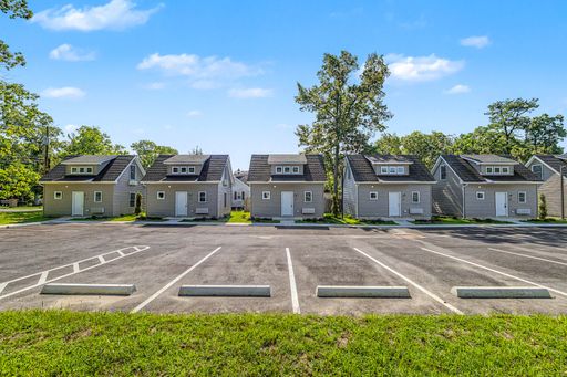 New Construction Modern One Bedroom Cottage in Galloway, NJ