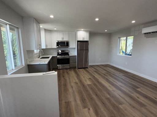 Brand New ADU 2 Bedroom -1 Bathroom w/Stainless Steel Appliances and 1 Parking Space – photo 1