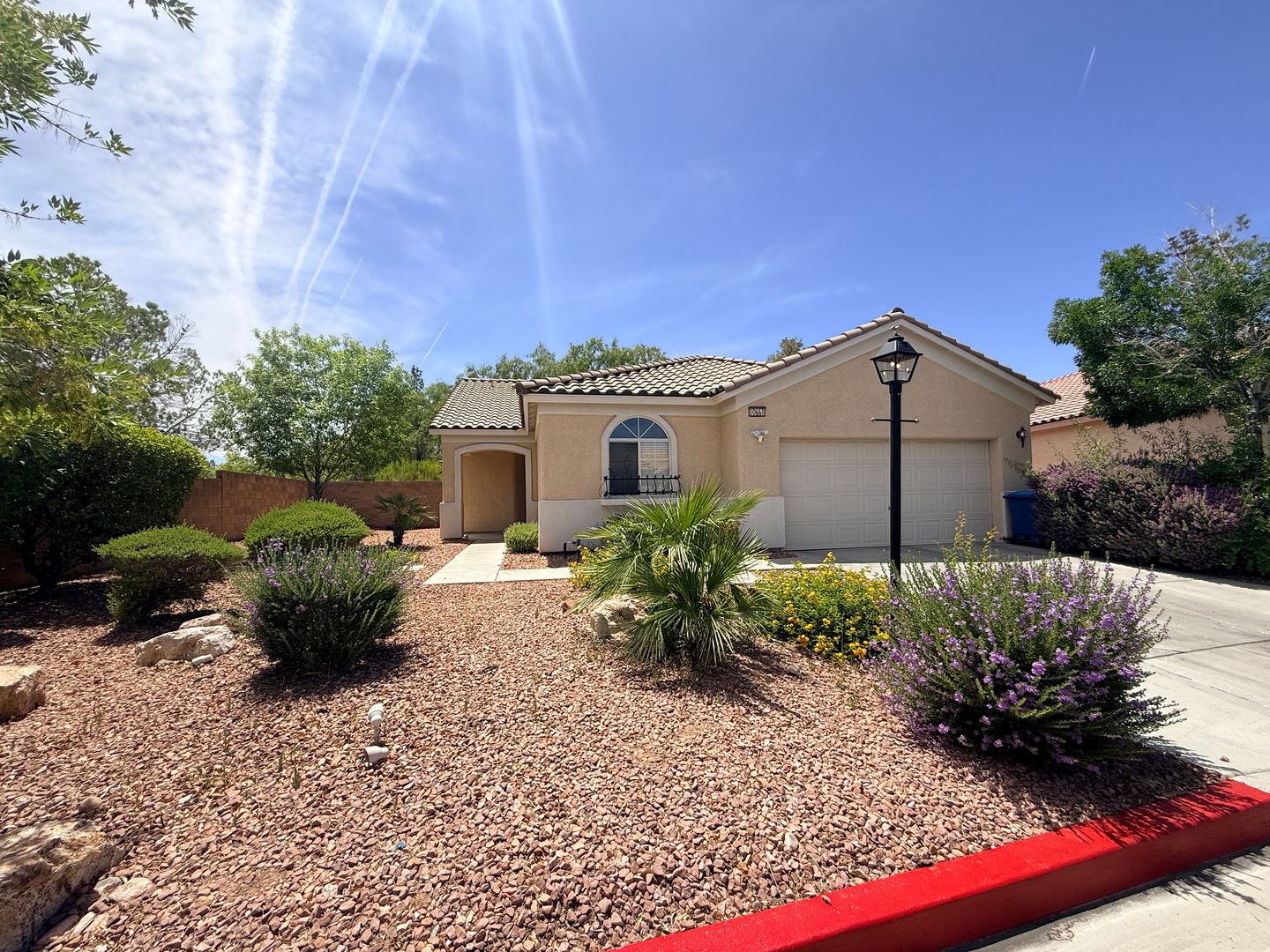 Las Vegas House: 10661 Bardilino St