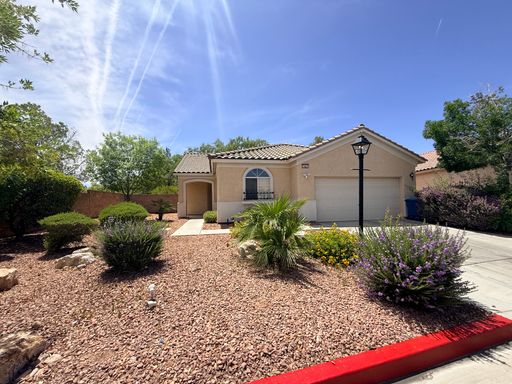 3 Bedroom 2 bath Single Story Home In Southern Highlands! Gated Community! – photo 1