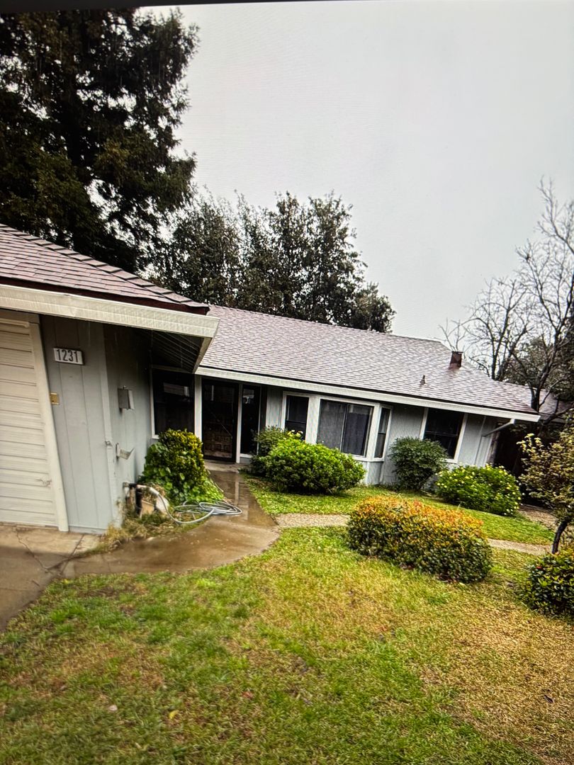 Yuba City House: 1231 Payne Ct