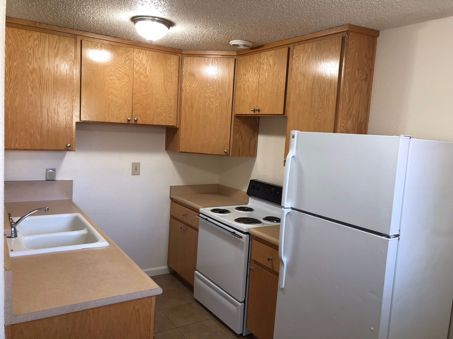 Marysville Apartment: 1485 N Beale Road