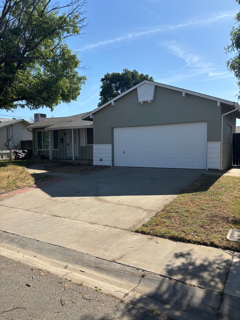Marysville House: 1743 Hall Street