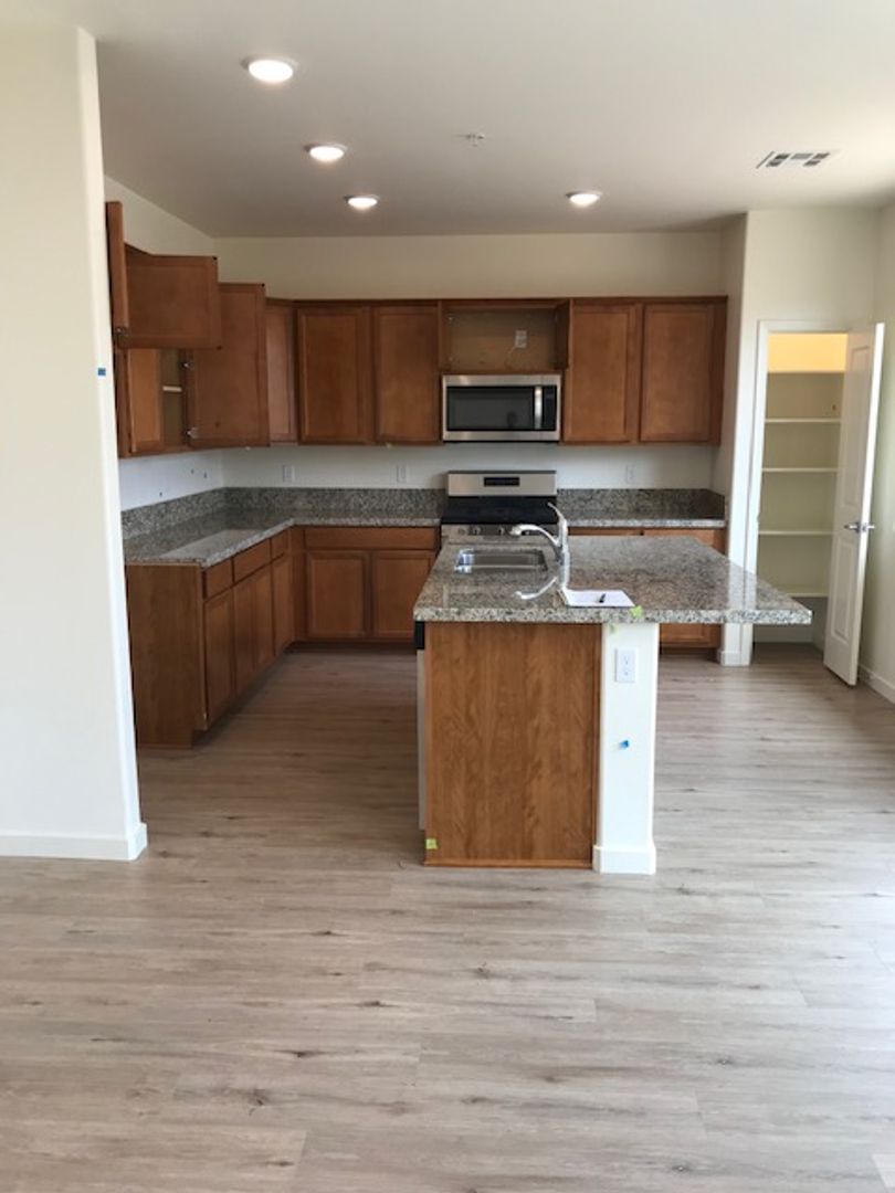 Sun Valley Townhome: 4966 Cave Stone Road