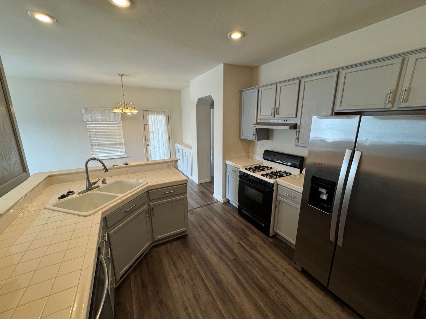 Fallon House: 371 Calaway