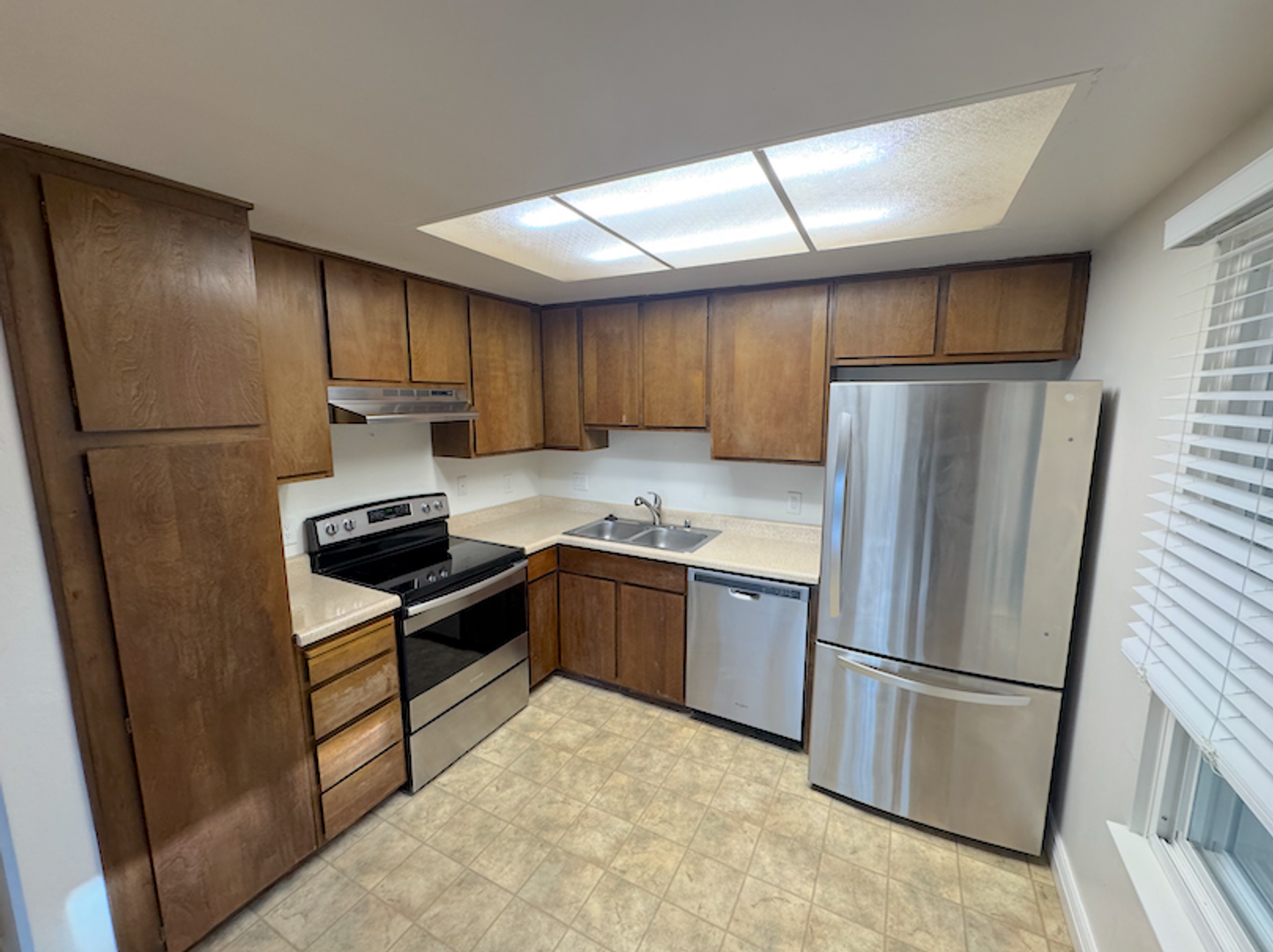 Sparks House: 2113 Roundhouse Rd