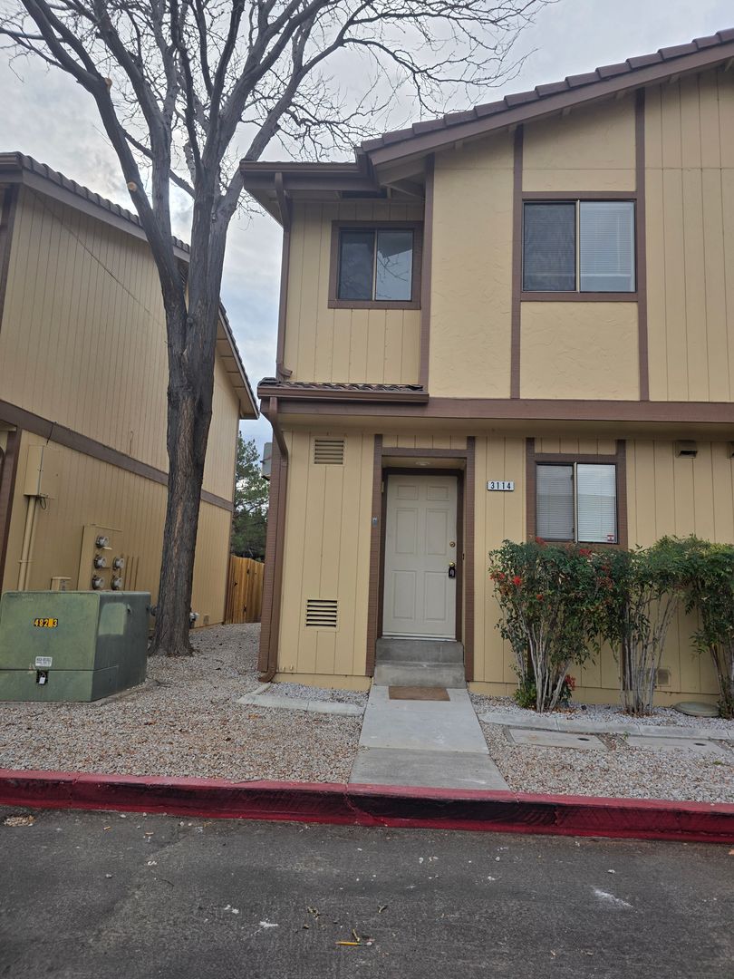 Sparks House: 3114 Truckee Lane