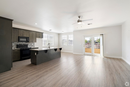 1 bedroom 1 bath Reno Old South West For Rent – photo 1