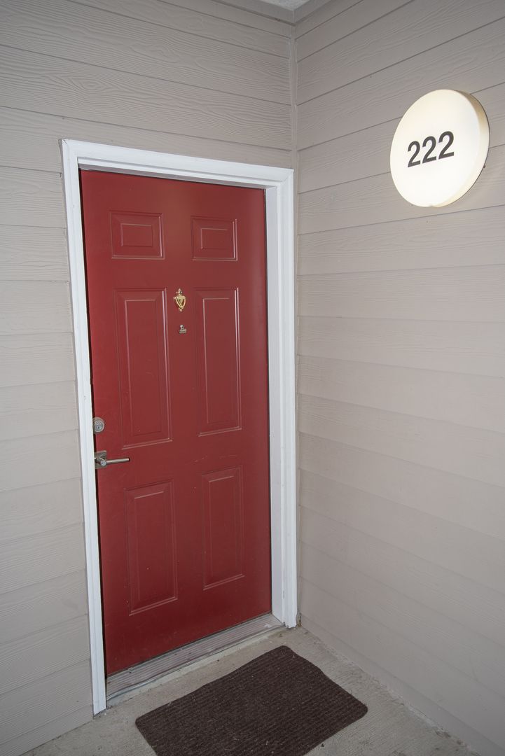 2 Primary Suites Condo Near UNR