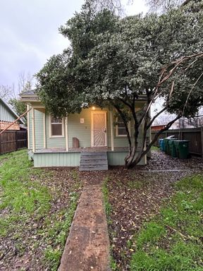 $500 MOVE IN SPECIAL, $500 OFF FIRST FULL MONTHS RENT. – photo 1