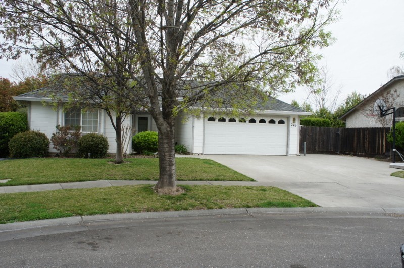 Chico House: 240 Windrose Circle