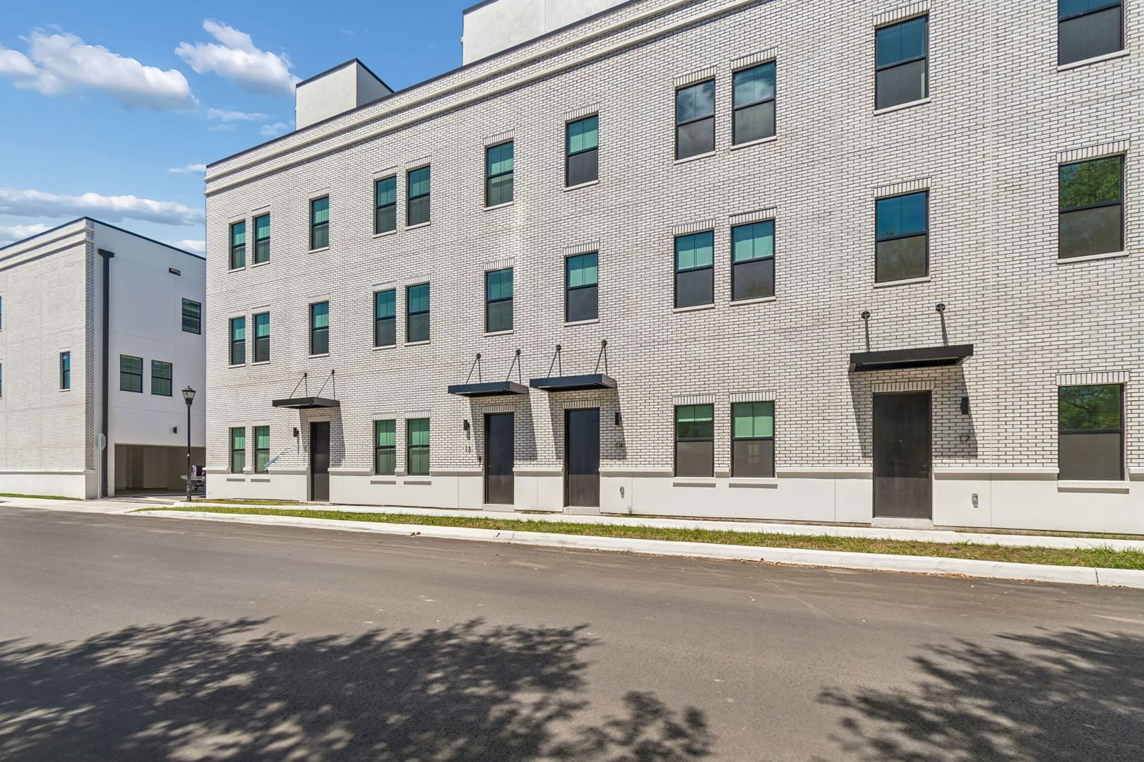 Tampa Townhome: 1218 E Kay St