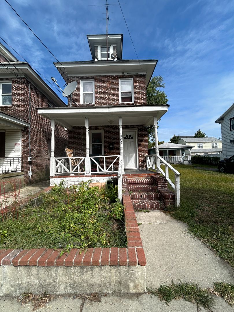Asbury Park House: 1409 Mattison Ave.