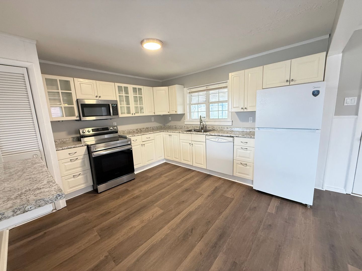 Maryville House: 2023 Highland Rd, Maryville, TN  37803