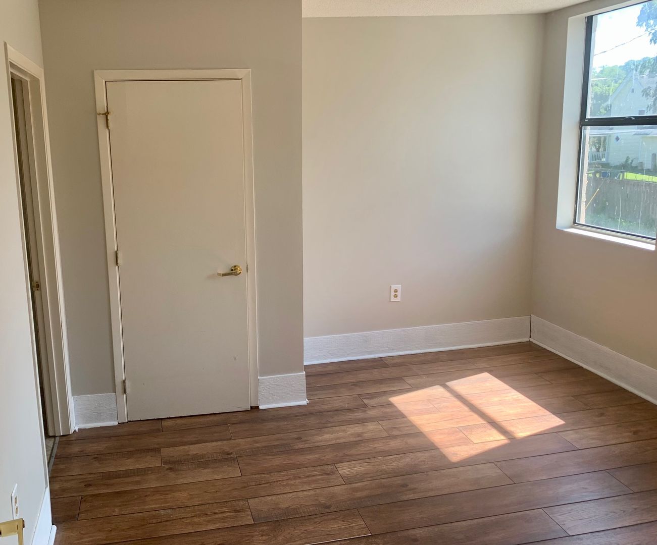 Harriman Apartment: 201 Sewanee St