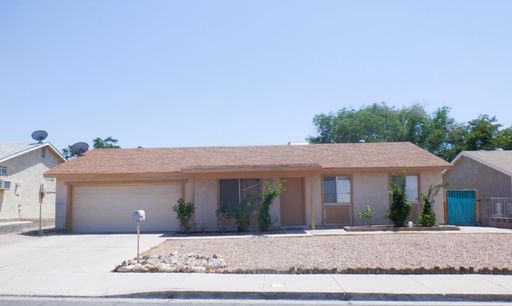 Single Story Home In Henderson Three Bedroom 2 Bath And 2 Car Garage – photo 1