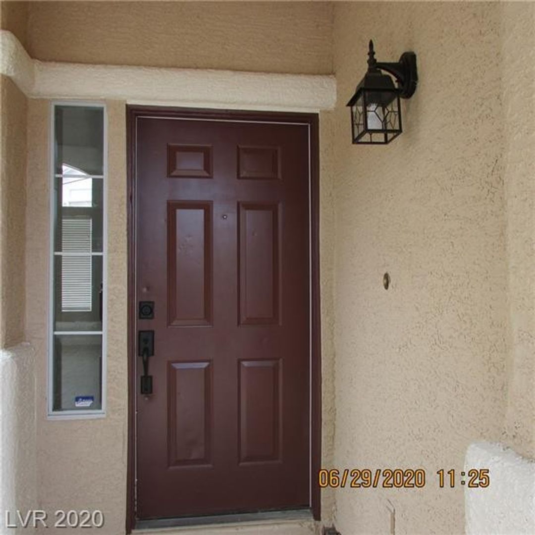 Las Vegas House: 7832 Blue Eagle Way