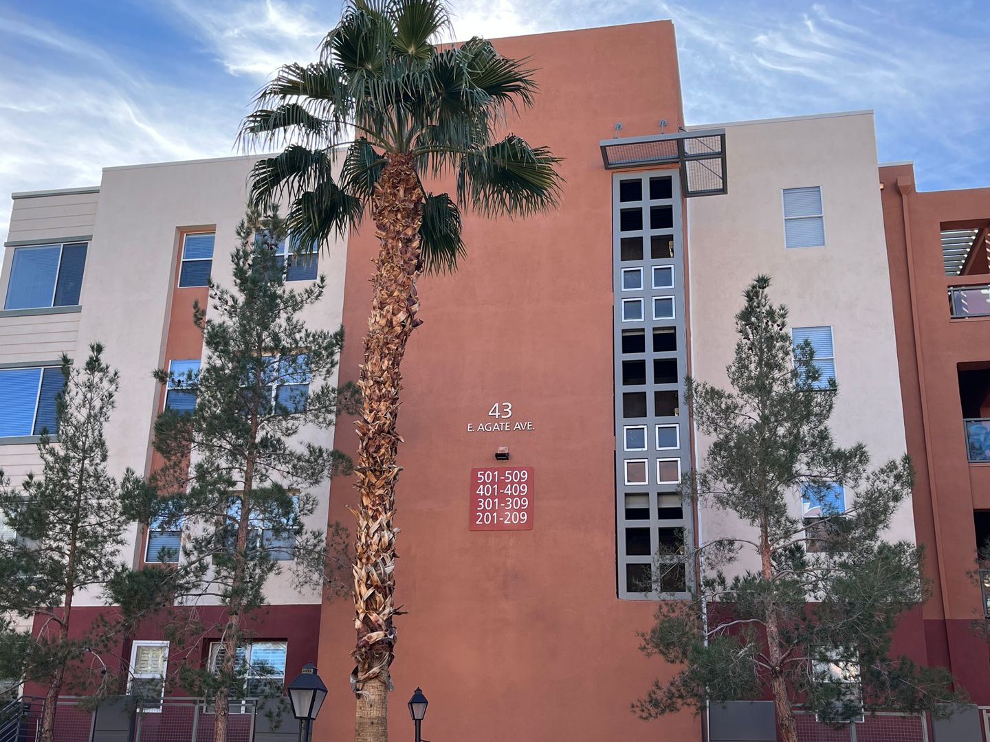 Las Vegas Condo: 43 E. Agate Ave #201